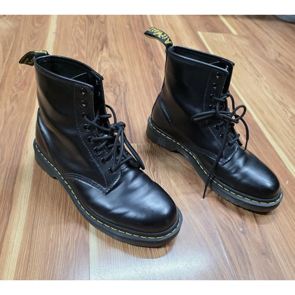 Dr. Martens Combat Boots Mens Size 9 Black Leather Lace Up Ankle Yellow Stitch